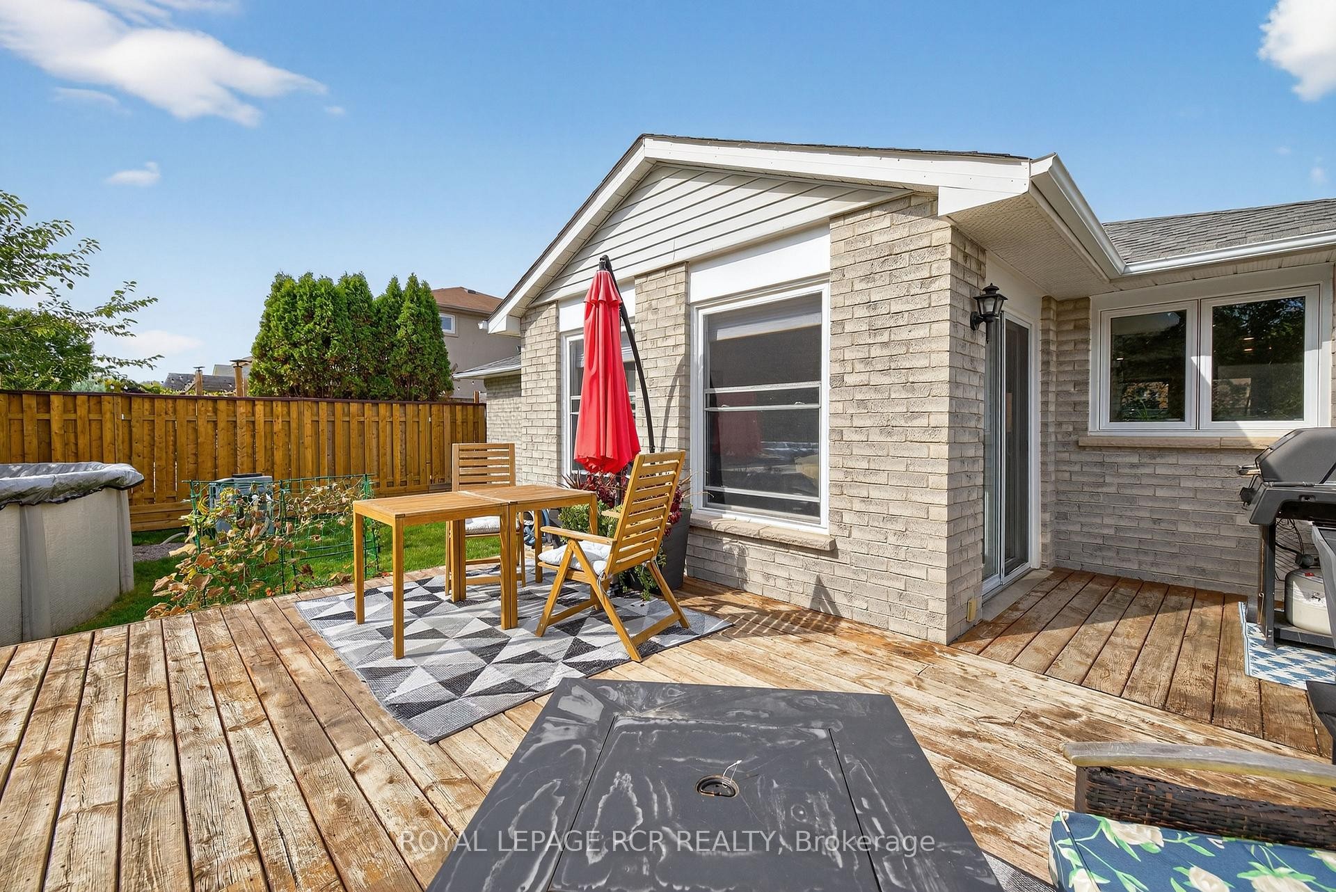 









33


Summerhill

Road,
East Gwillimbury,




ON
L9N 1C6

