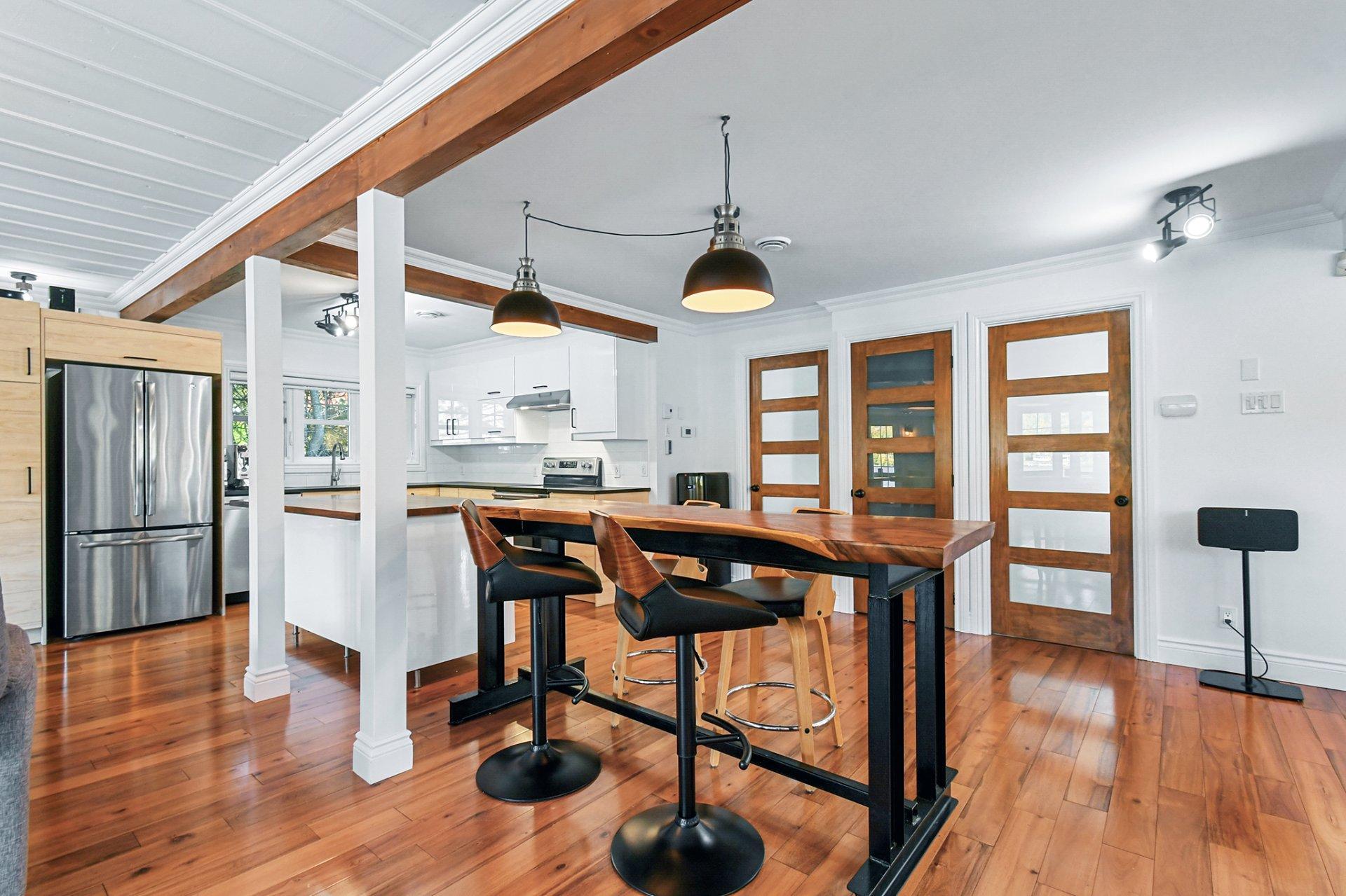 









193


Ch. de l'Aéroport

,
Saint-Donat,




QC
J0T2C0

