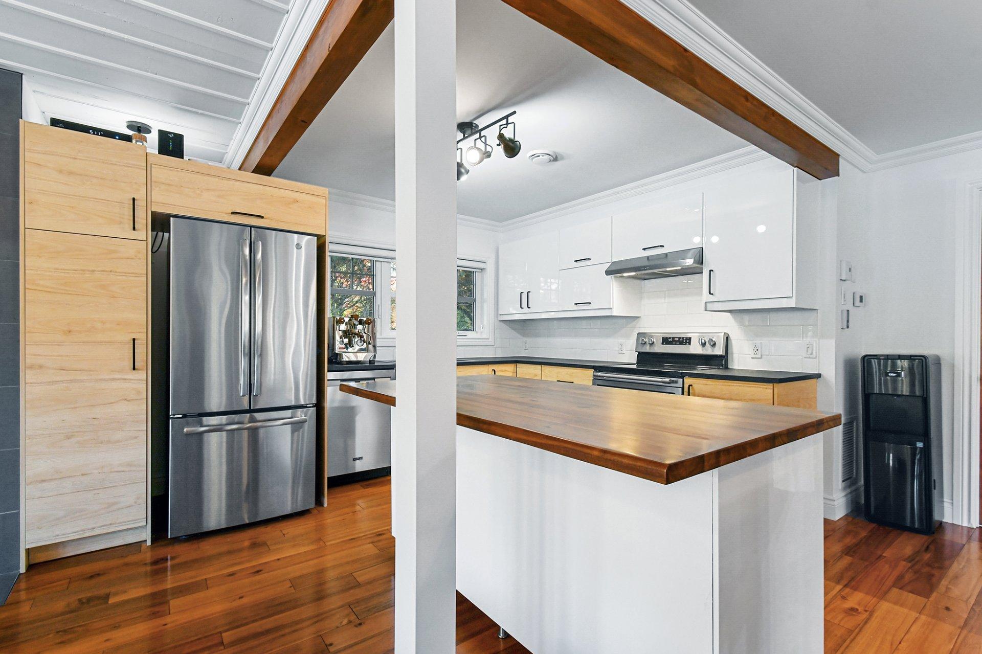 









193


Ch. de l'Aéroport

,
Saint-Donat,




QC
J0T2C0

