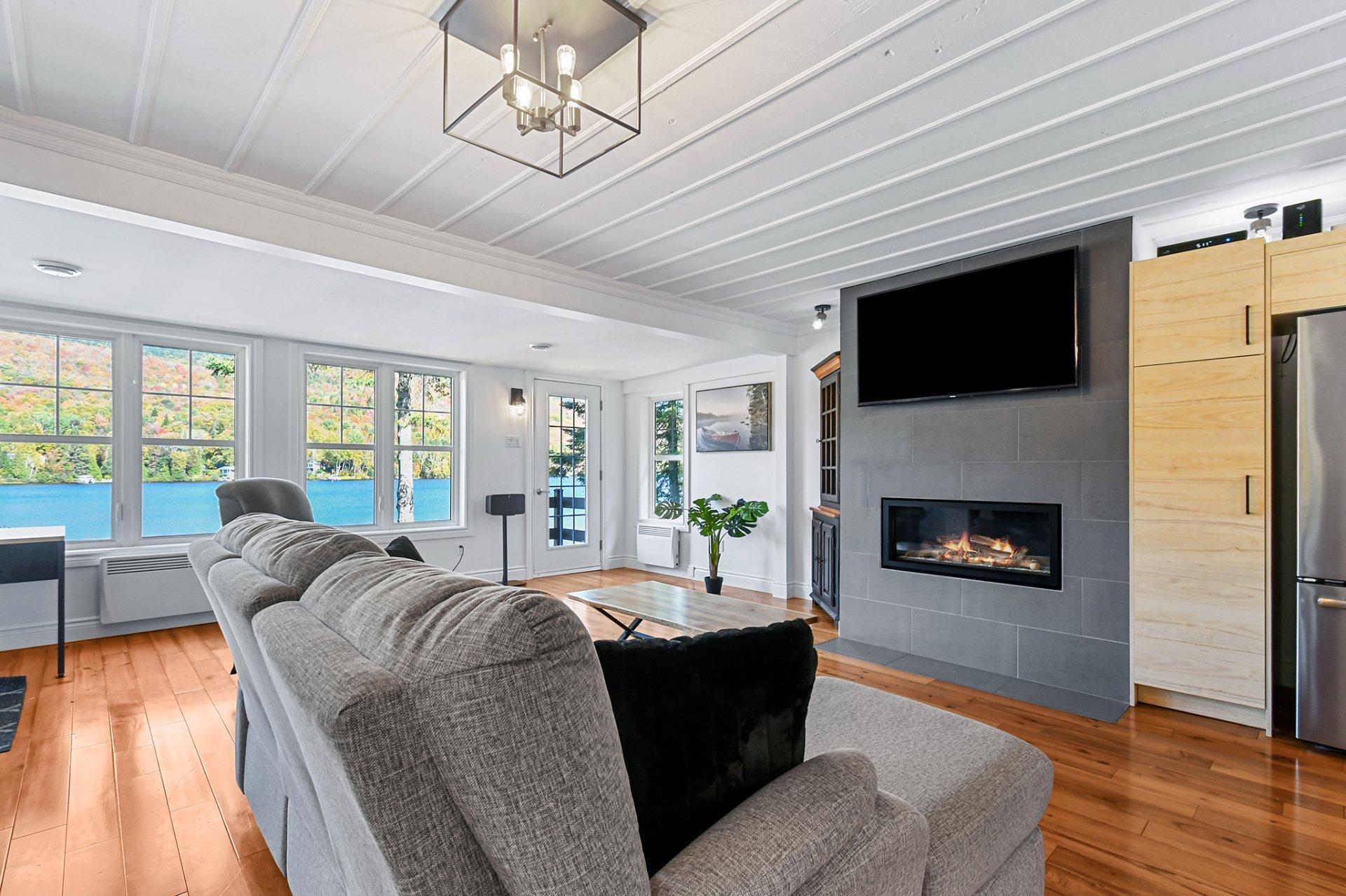 









193


Ch. de l'Aéroport

,
Saint-Donat,




QC
J0T2C0

