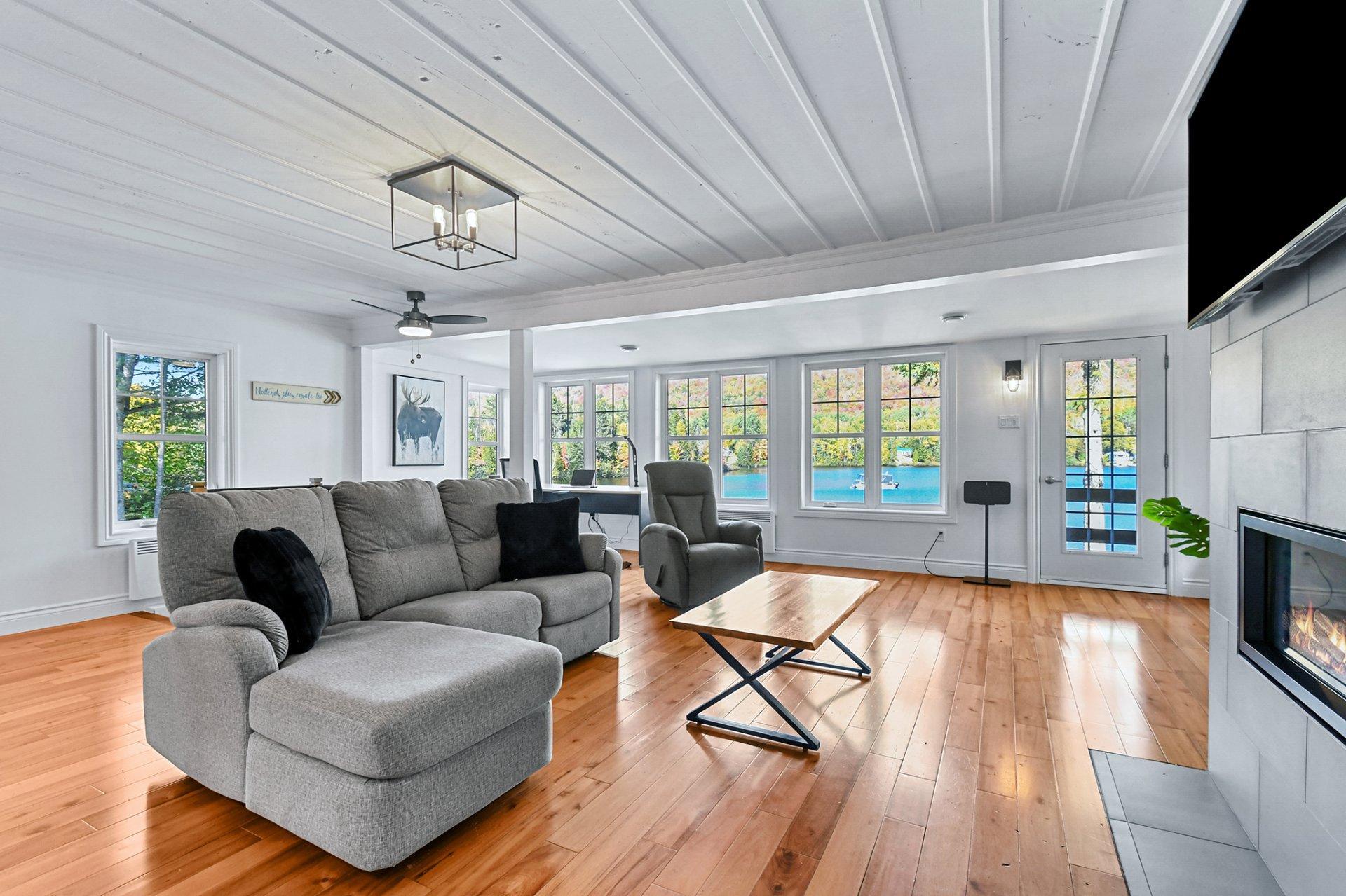 









193


Ch. de l'Aéroport

,
Saint-Donat,




QC
J0T2C0

