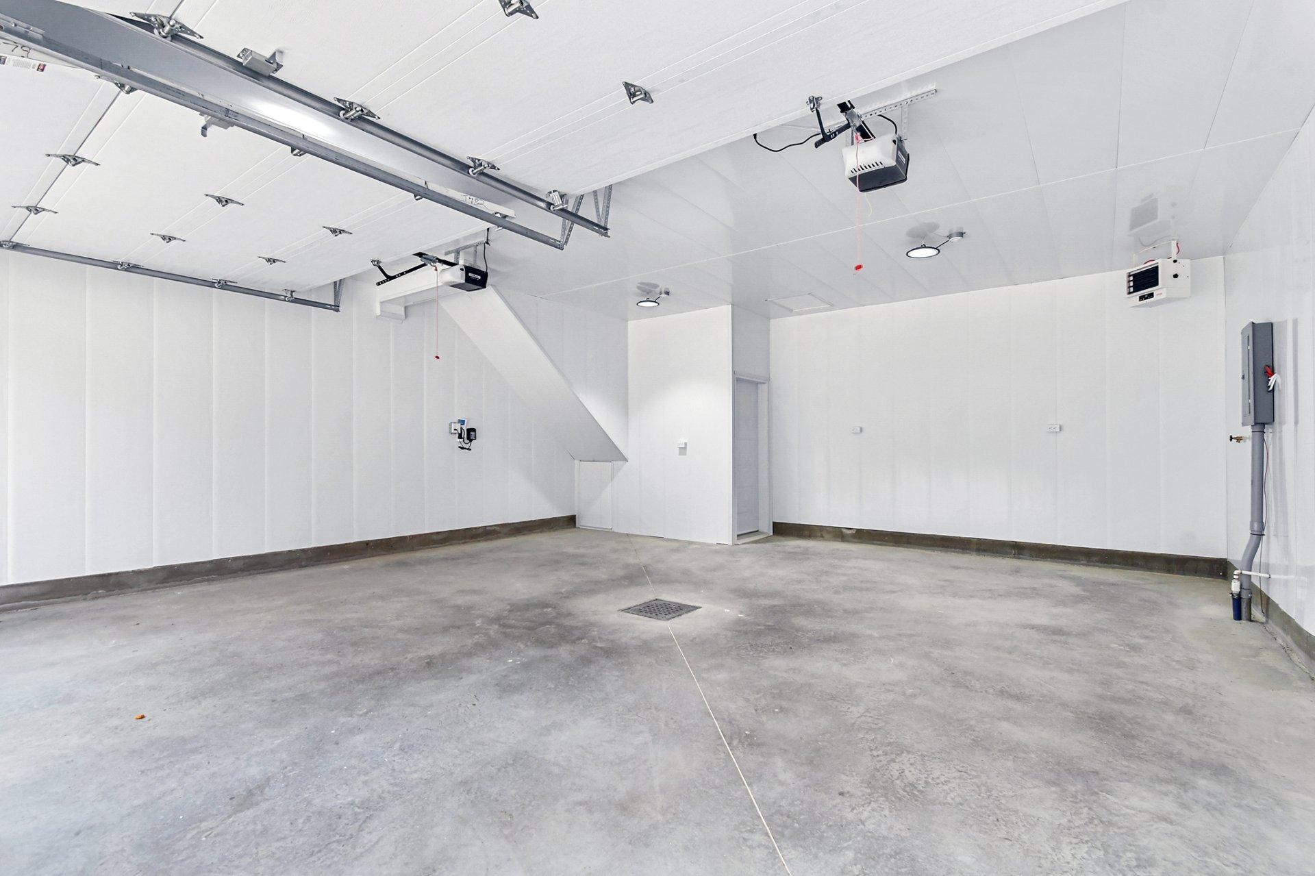 









193


Ch. de l'Aéroport

,
Saint-Donat,




QC
J0T2C0

