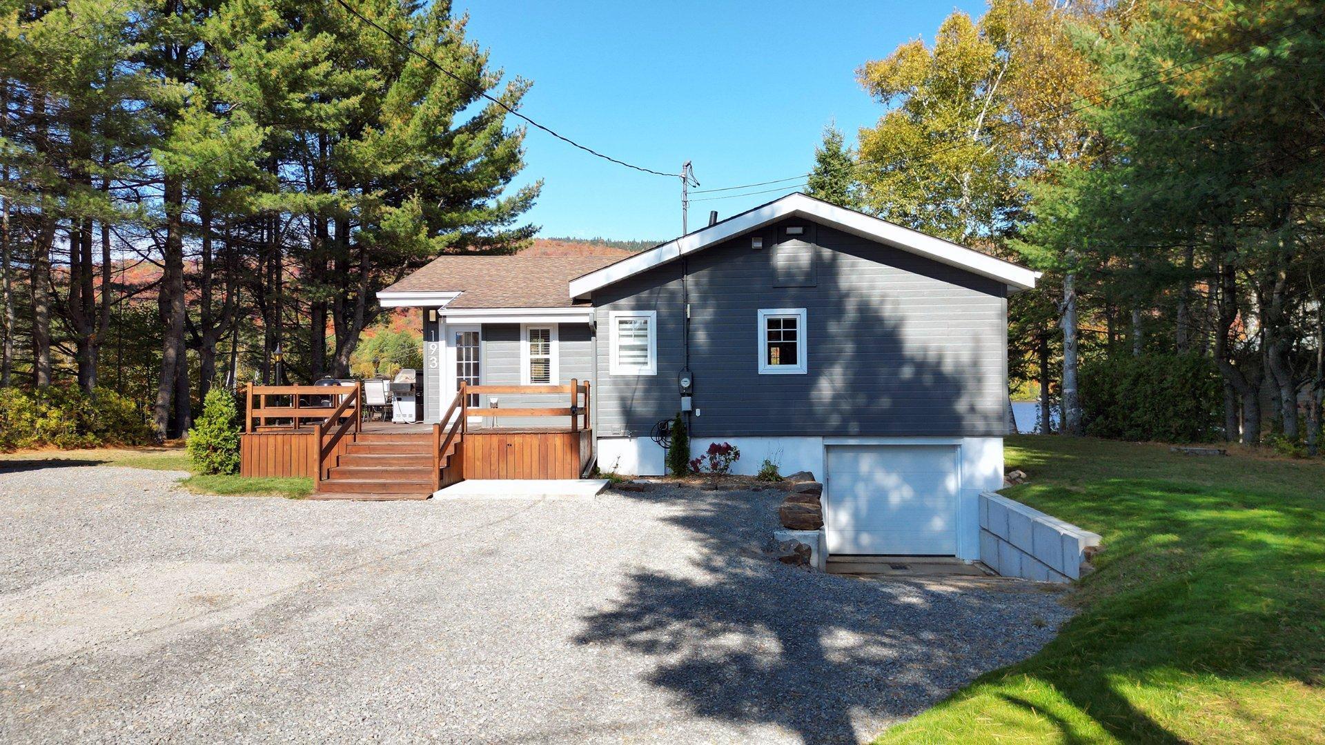 









193


Ch. de l'Aéroport

,
Saint-Donat,




QC
J0T2C0

