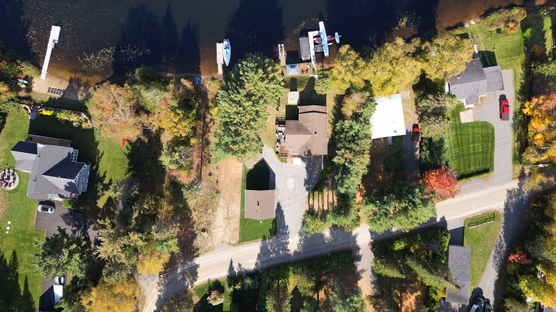 









193


Ch. de l'Aéroport

,
Saint-Donat,




QC
J0T2C0

