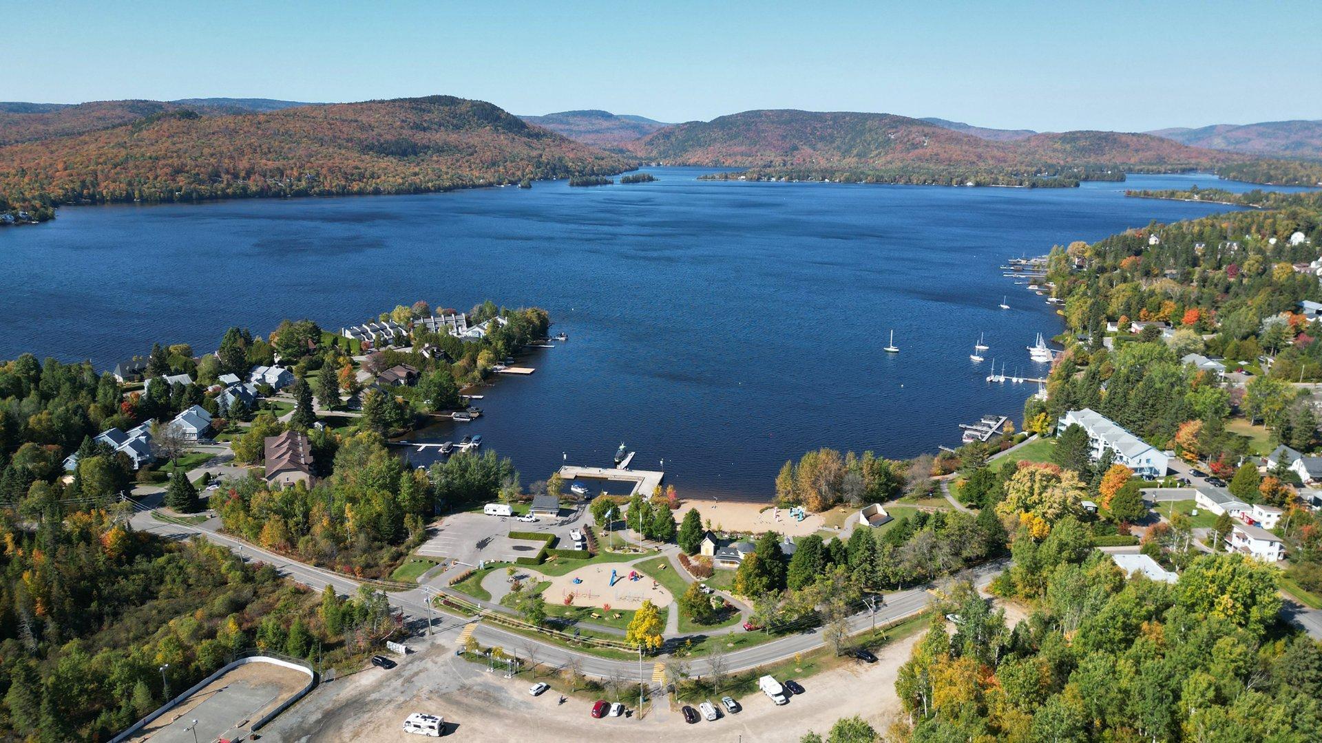 









193


Ch. de l'Aéroport

,
Saint-Donat,




QC
J0T2C0

