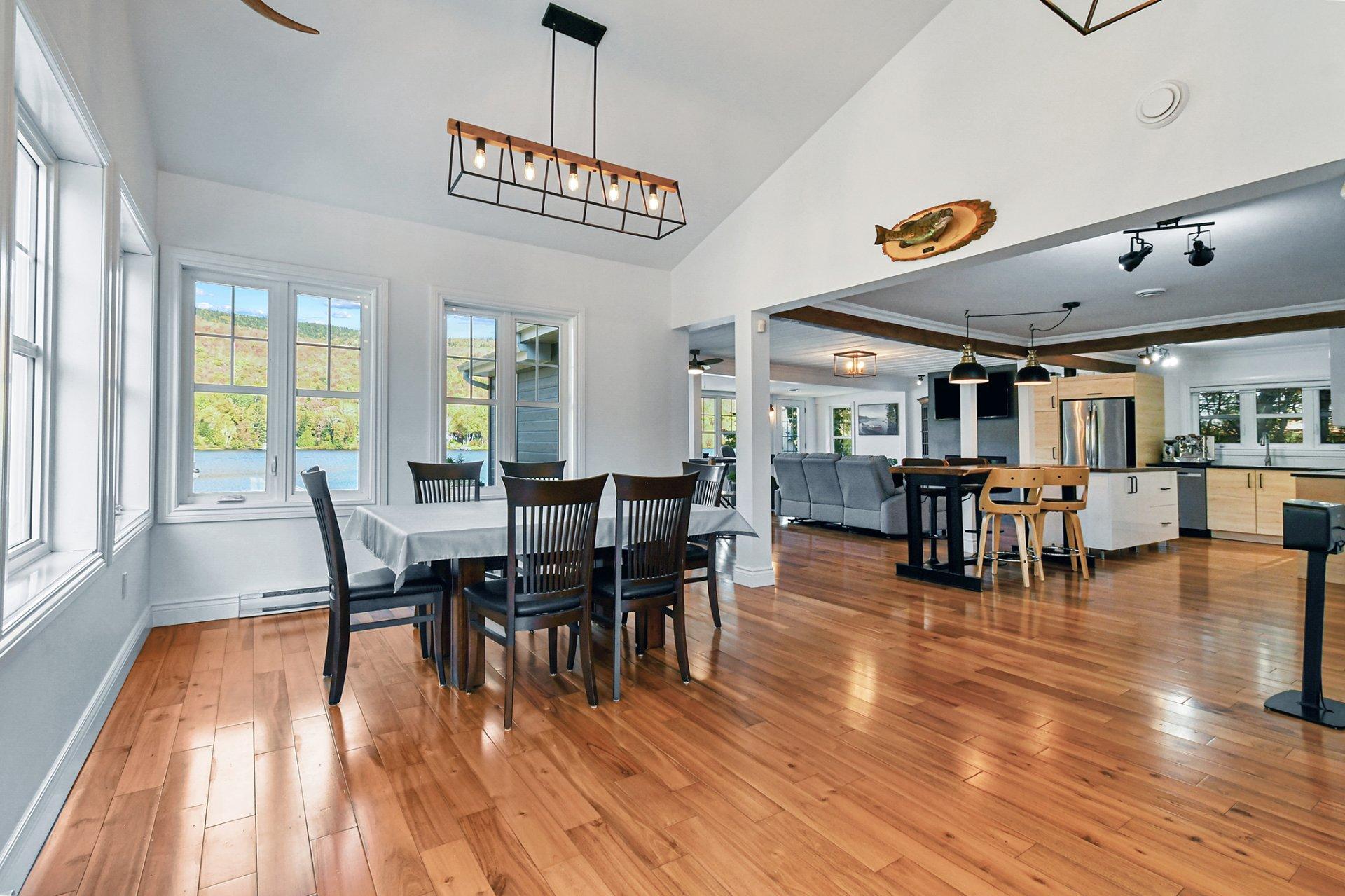 









193


Ch. de l'Aéroport

,
Saint-Donat,




QC
J0T2C0

