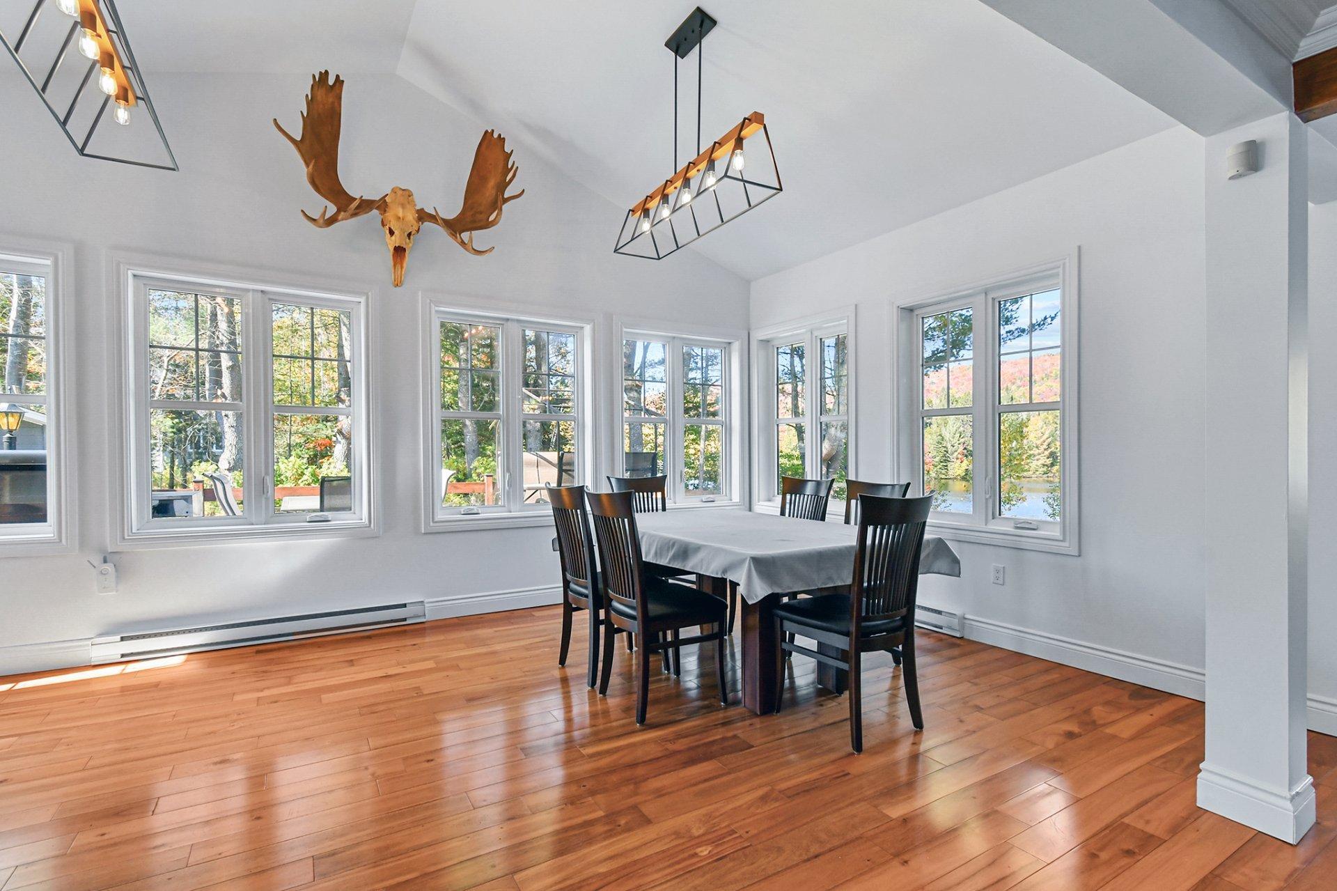 









193


Ch. de l'Aéroport

,
Saint-Donat,




QC
J0T2C0

