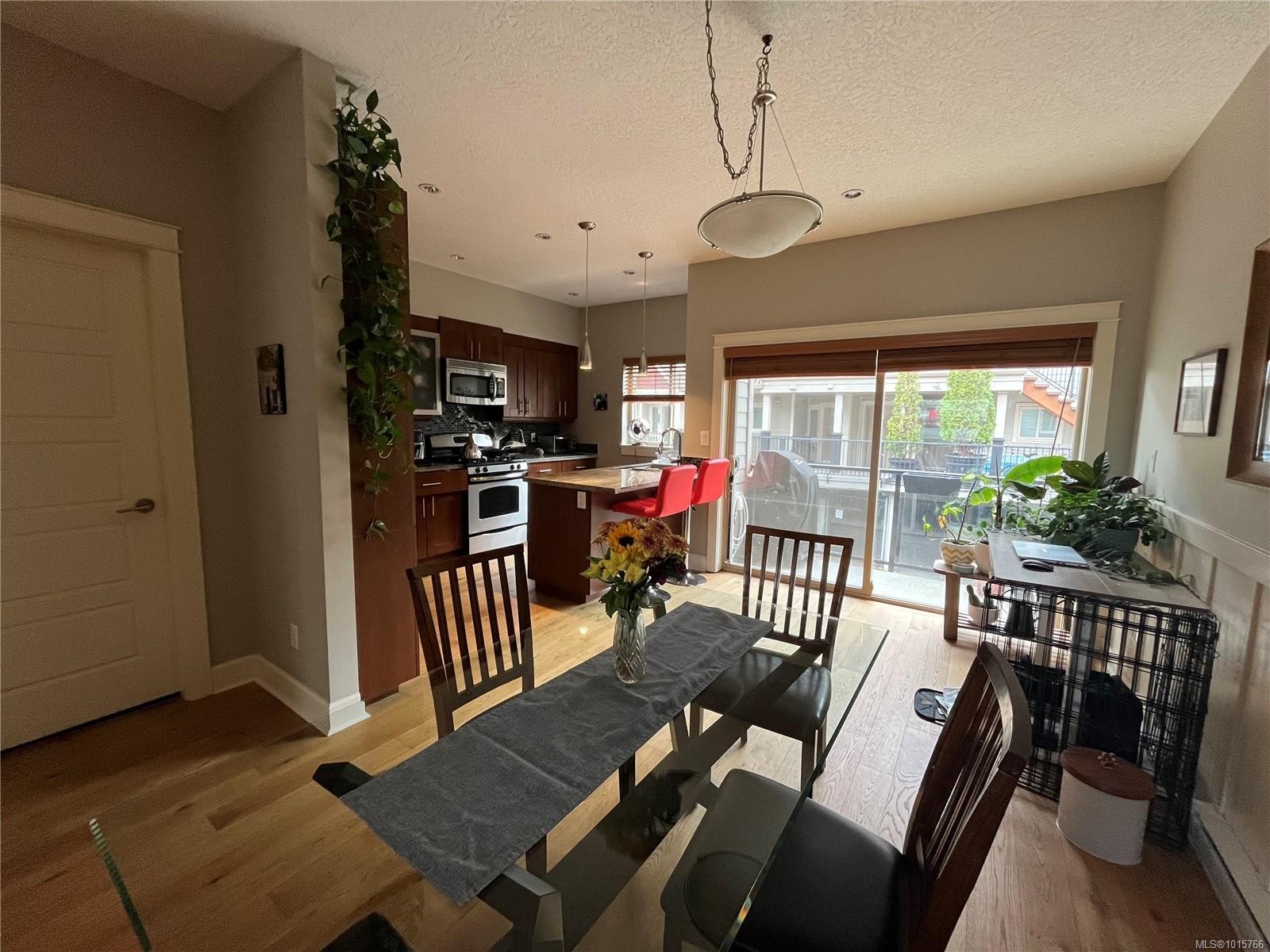 









785


Station

Ave, 115,
Langford,




BC
V9B 0E6

