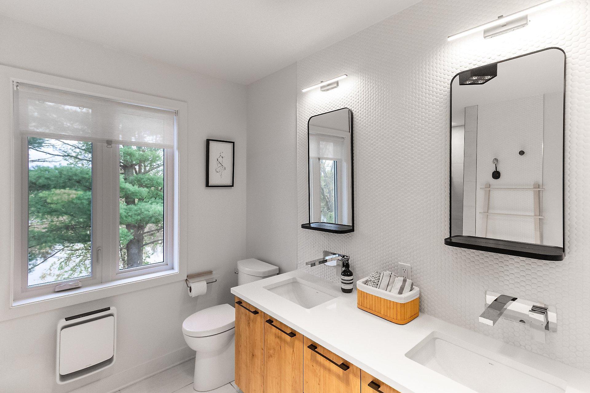 









173


Rue Albini

,
Châteauguay,




QC
J6K0A1

