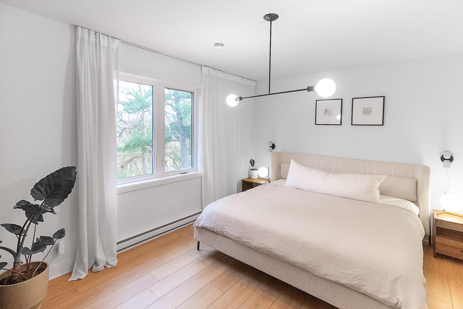 









173


Rue Albini

,
Châteauguay,




QC
J6K0A1

