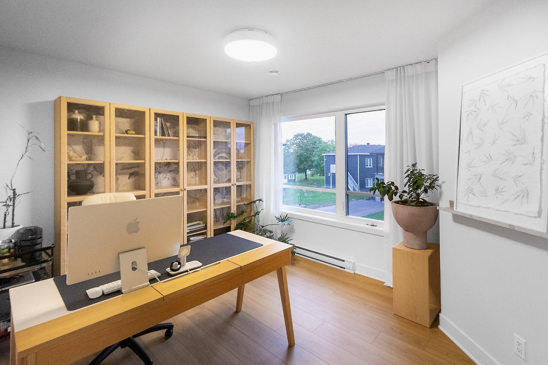 









173


Rue Albini

,
Châteauguay,




QC
J6K0A1

