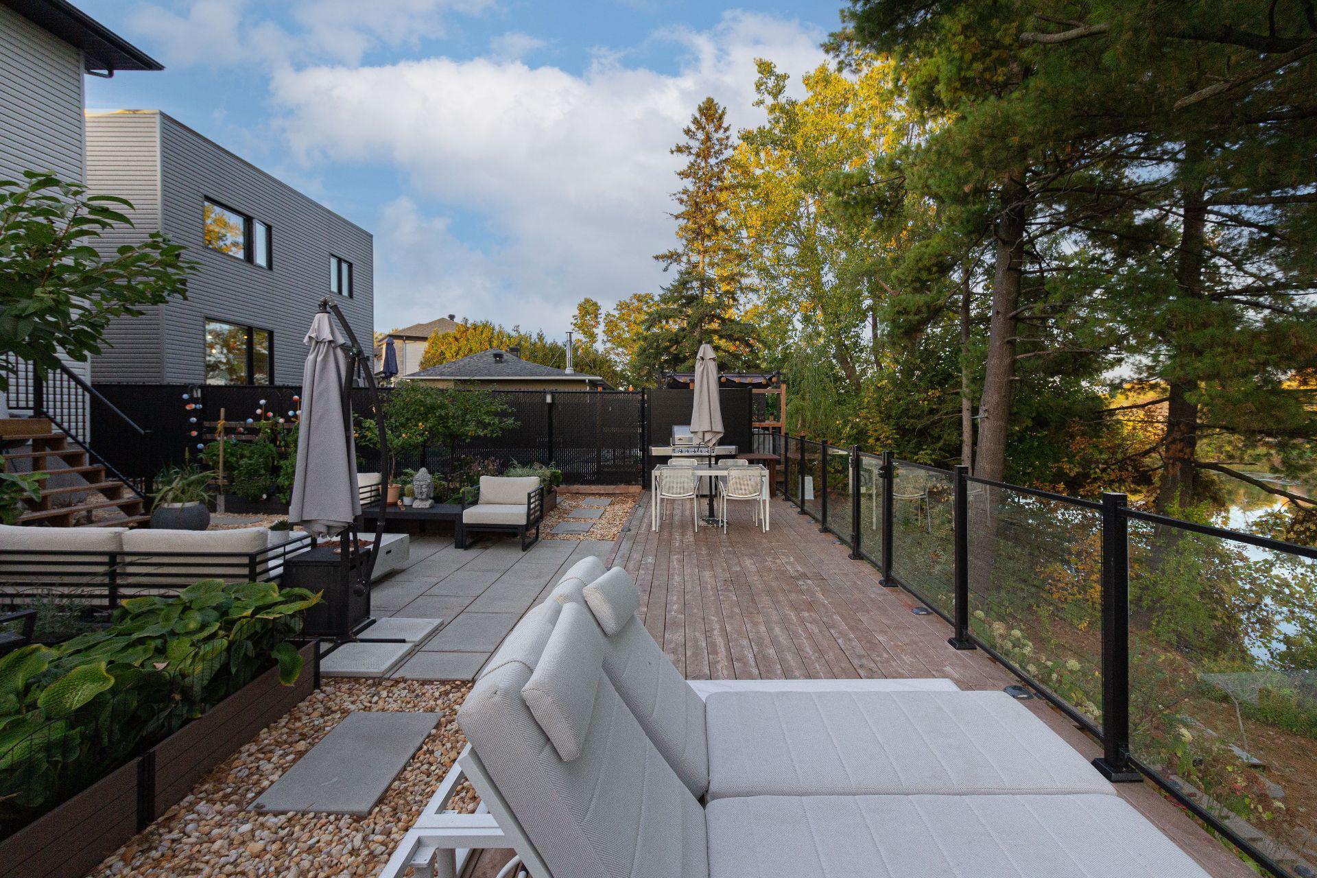 









173


Rue Albini

,
Châteauguay,




QC
J6K0A1

