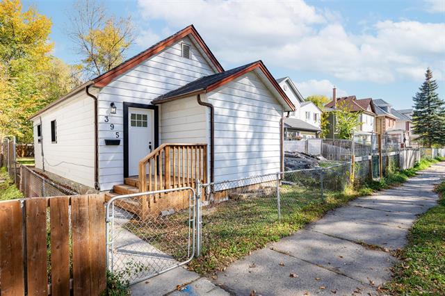 









395


St Johns

AVE,
Winnipeg,




MB
R2W 1H5

