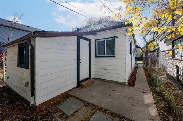 









395


St Johns

AVE,
Winnipeg,




MB
R2W 1H5

