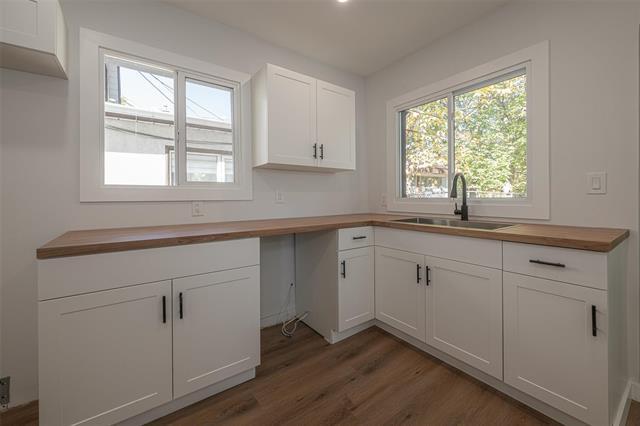 









395


St Johns

AVE,
Winnipeg,




MB
R2W 1H5

