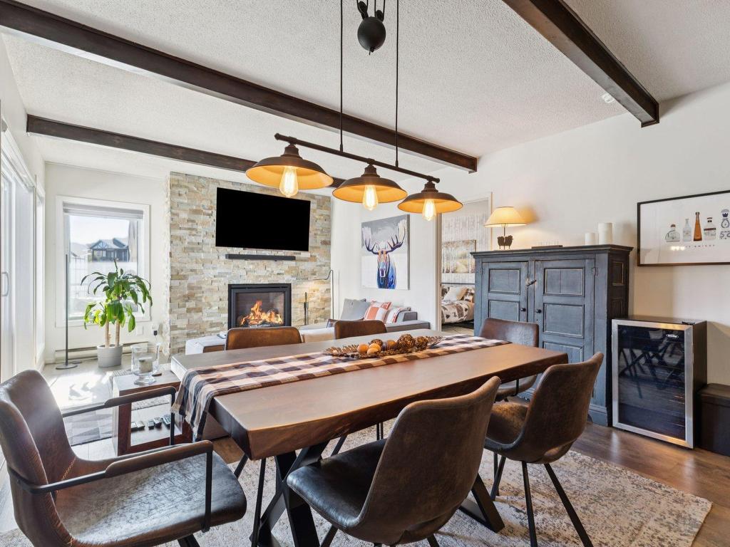 









116


Rue Pinoteau

, 4621,
Mont-Tremblant,




QC
J8E1G2

