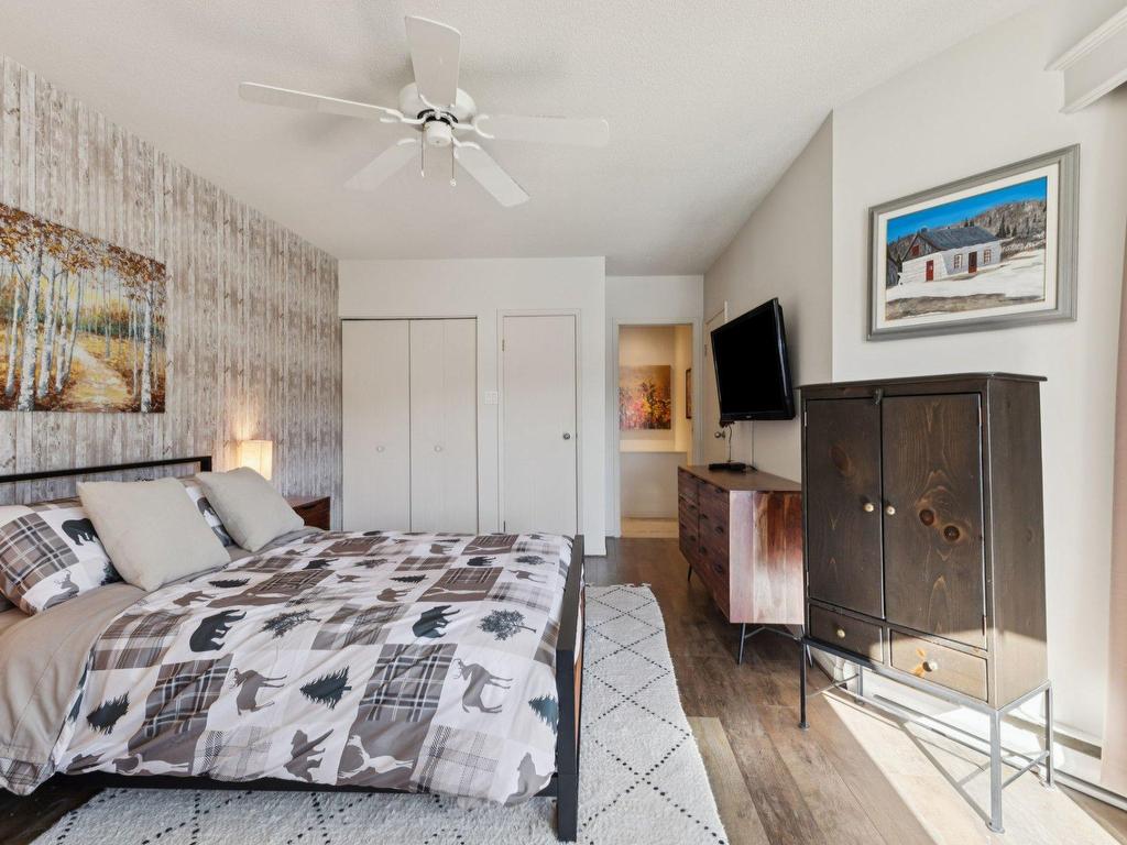 









116


Rue Pinoteau

, 4621,
Mont-Tremblant,




QC
J8E1G2

