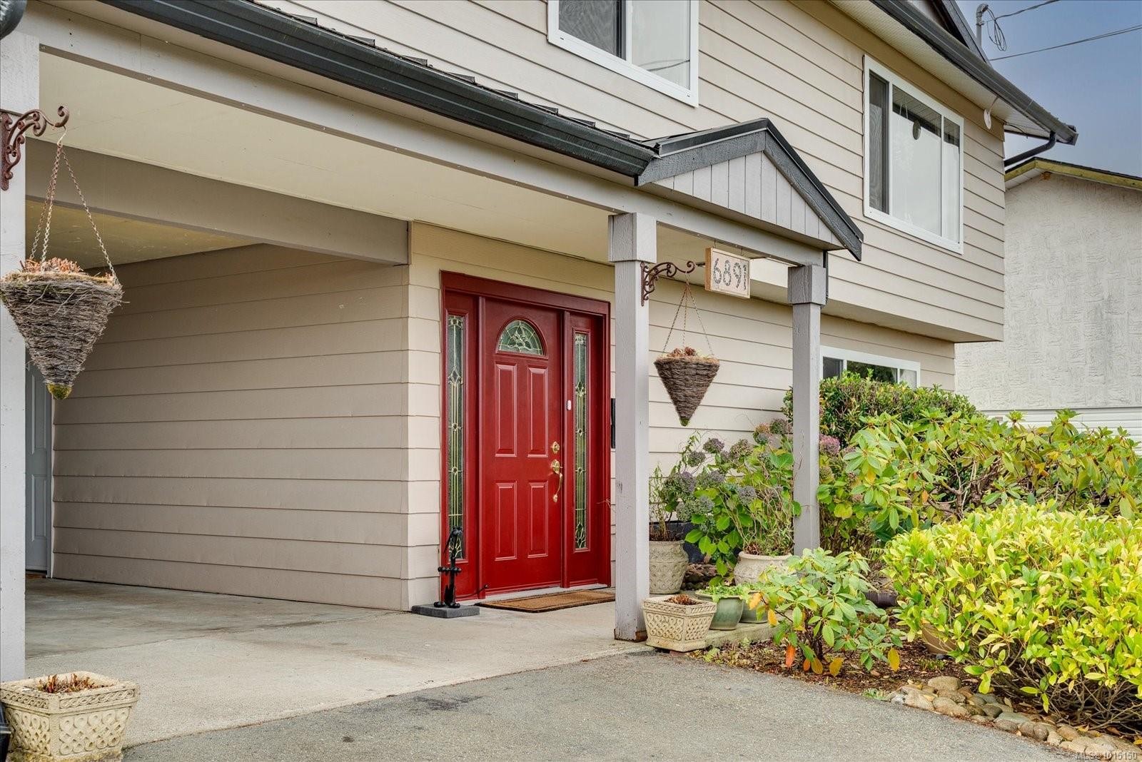 









6891


Harwood

Dr,
Lantzville,




BC
V0R 2H0


