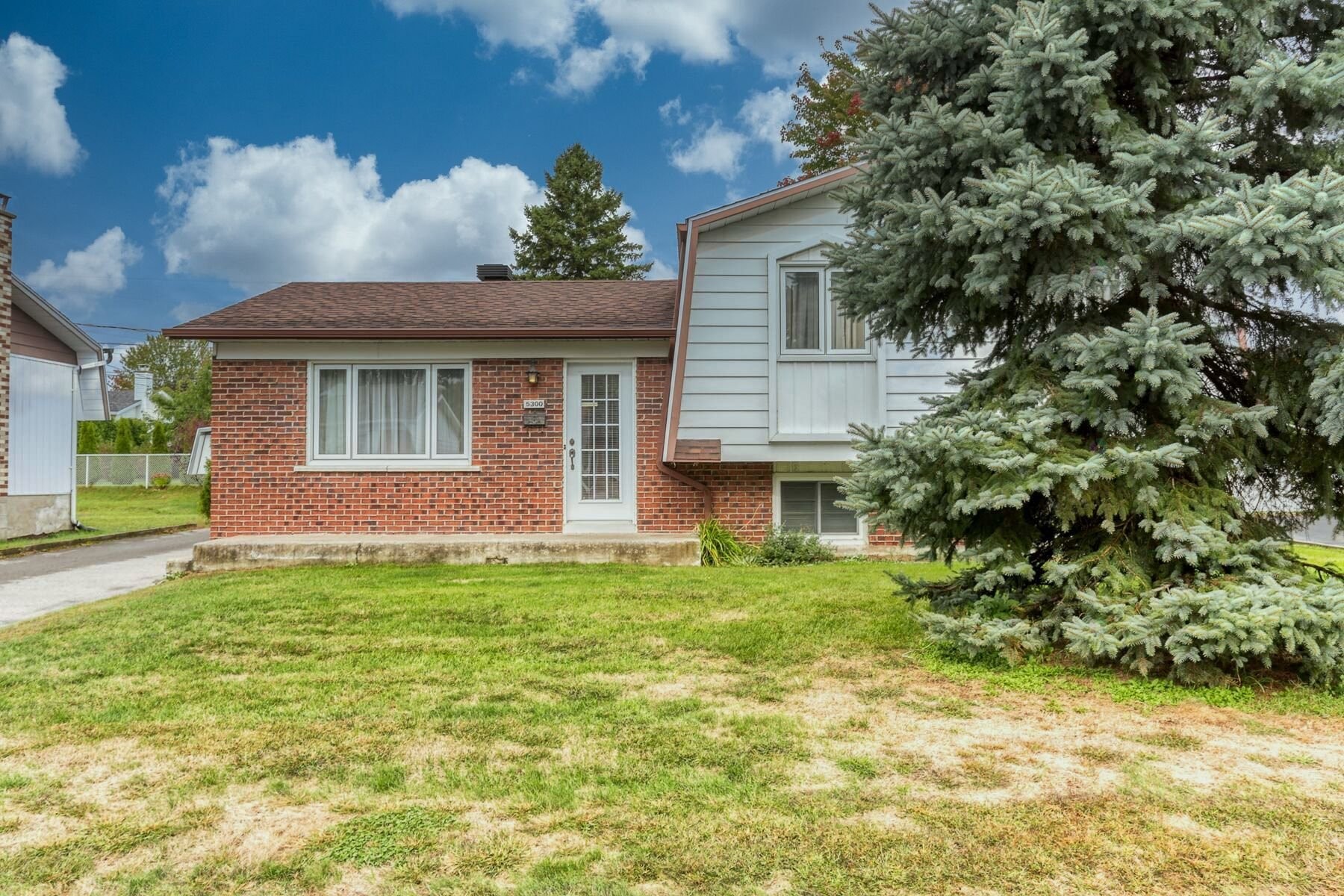 









5300


Rue de Champagne

,
Trois-Rivières,




QC
G8Y3R9

