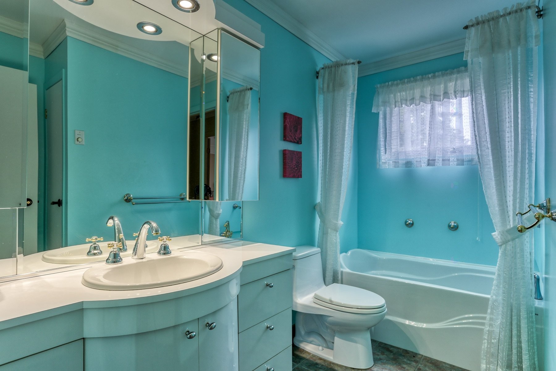 









5300


Rue de Champagne

,
Trois-Rivières,




QC
G8Y3R9

