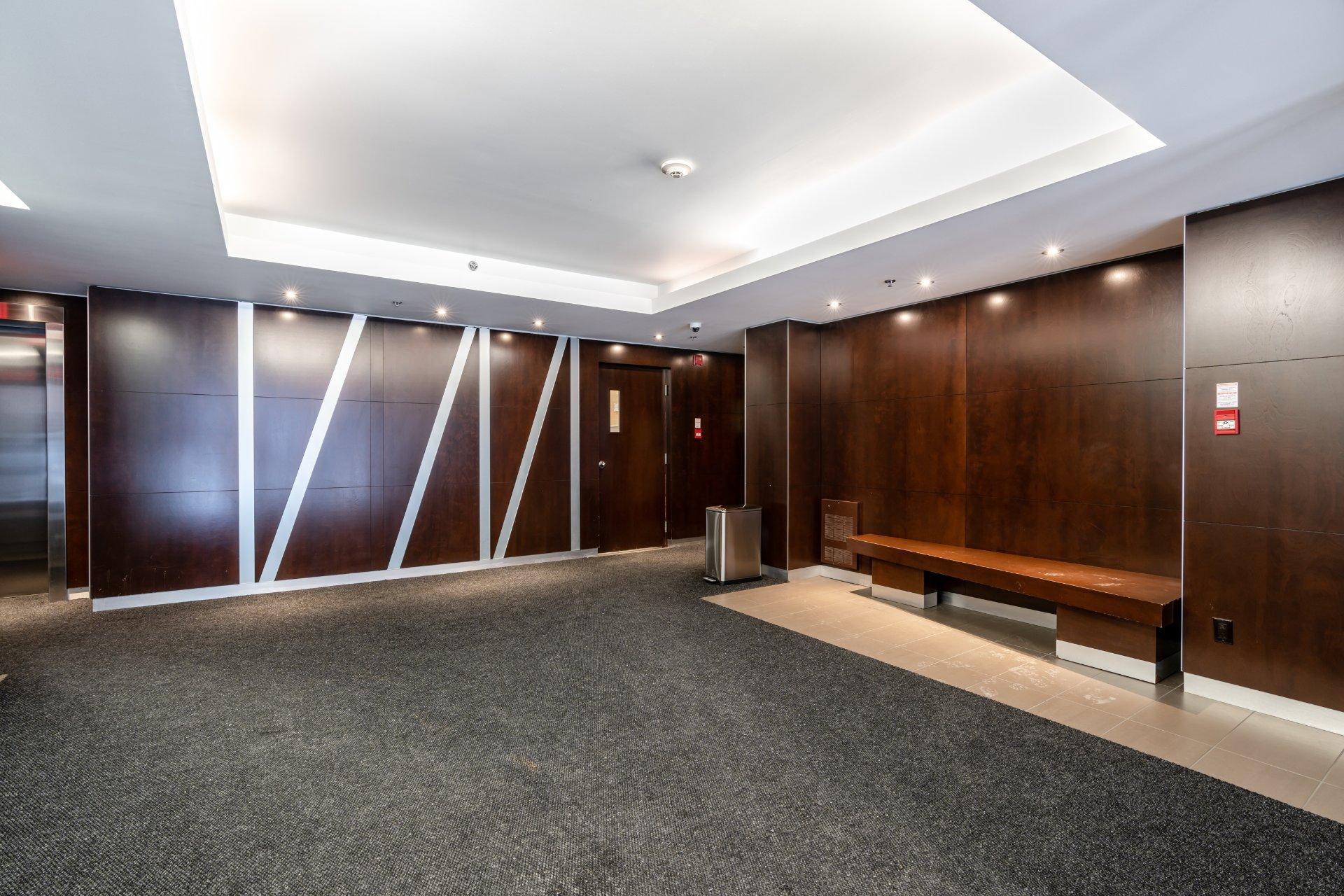 









1455


Rue Towers

, 406,
Montréal (Ville-Marie),




QC
H3H2E2

