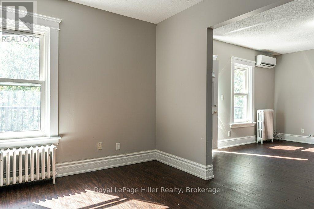 












112 HURON STREET

,
Stratford,




Ontario
N5A5S6

