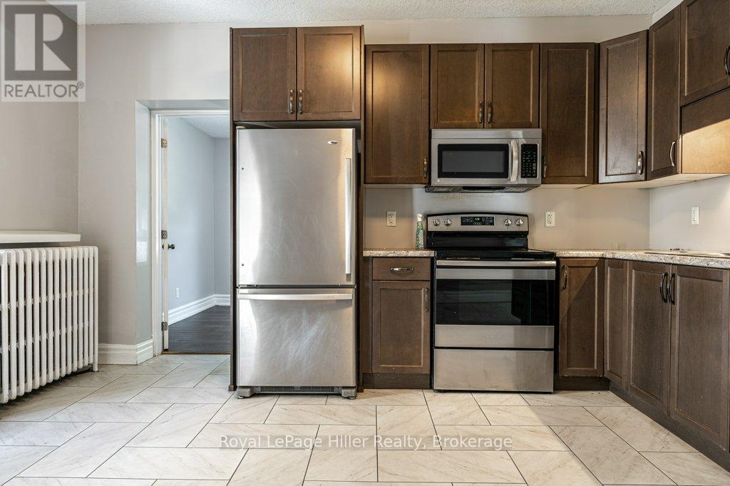 












112 HURON STREET

,
Stratford,




Ontario
N5A5S6

