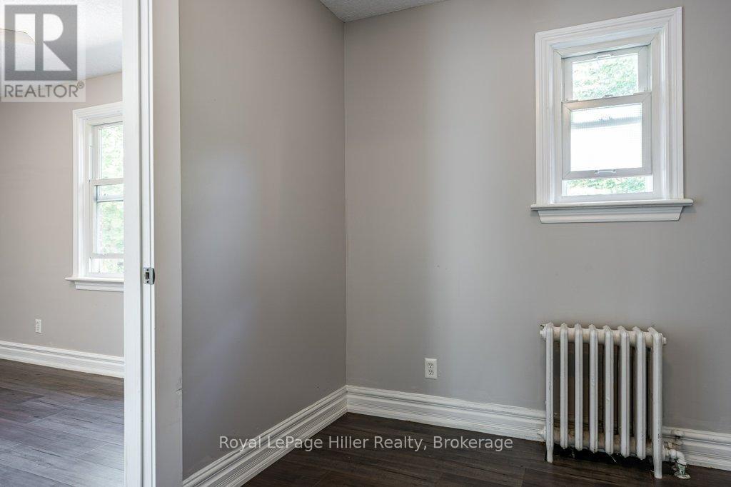 












112 HURON STREET

,
Stratford,




Ontario
N5A5S6

