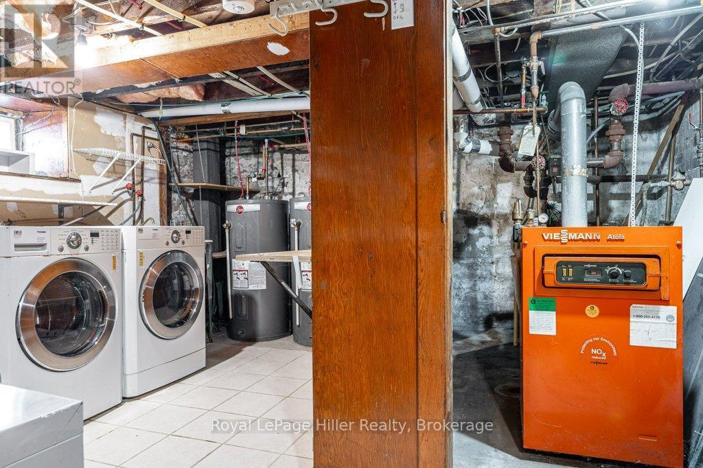 












112 HURON STREET

,
Stratford,




Ontario
N5A5S6

