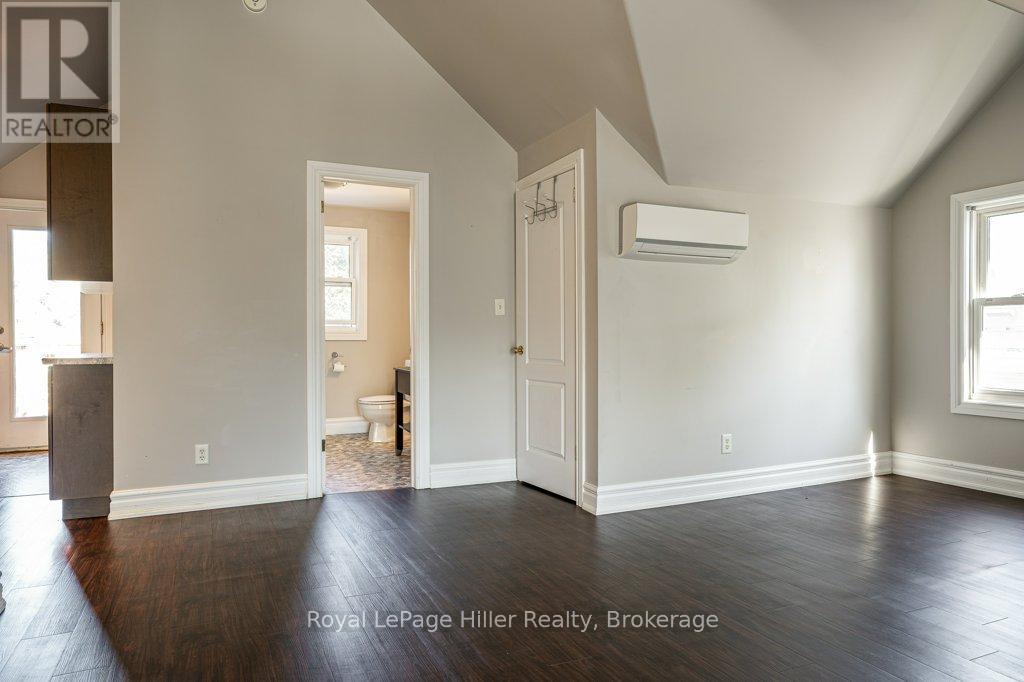 












112 HURON STREET

,
Stratford,




Ontario
N5A5S6

