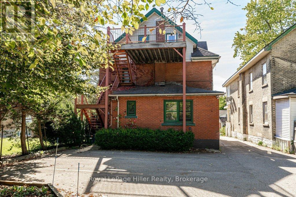 












112 HURON STREET

,
Stratford,




Ontario
N5A5S6

