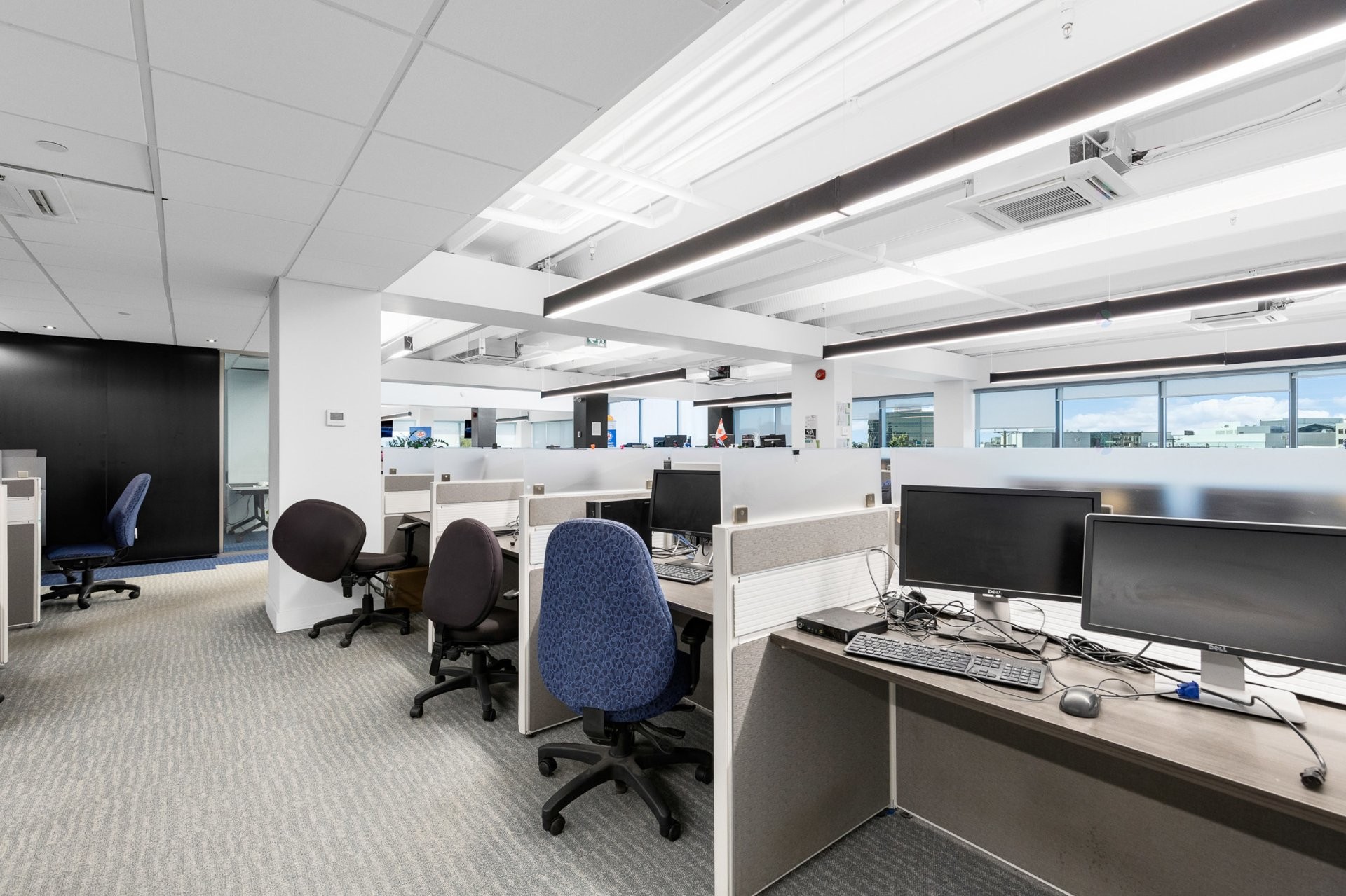 









5075


Rue De Sorel

,
Montréal (Côte-des-Neiges/Notre-Dame-de-Grâce),




QC
H4P1G6

