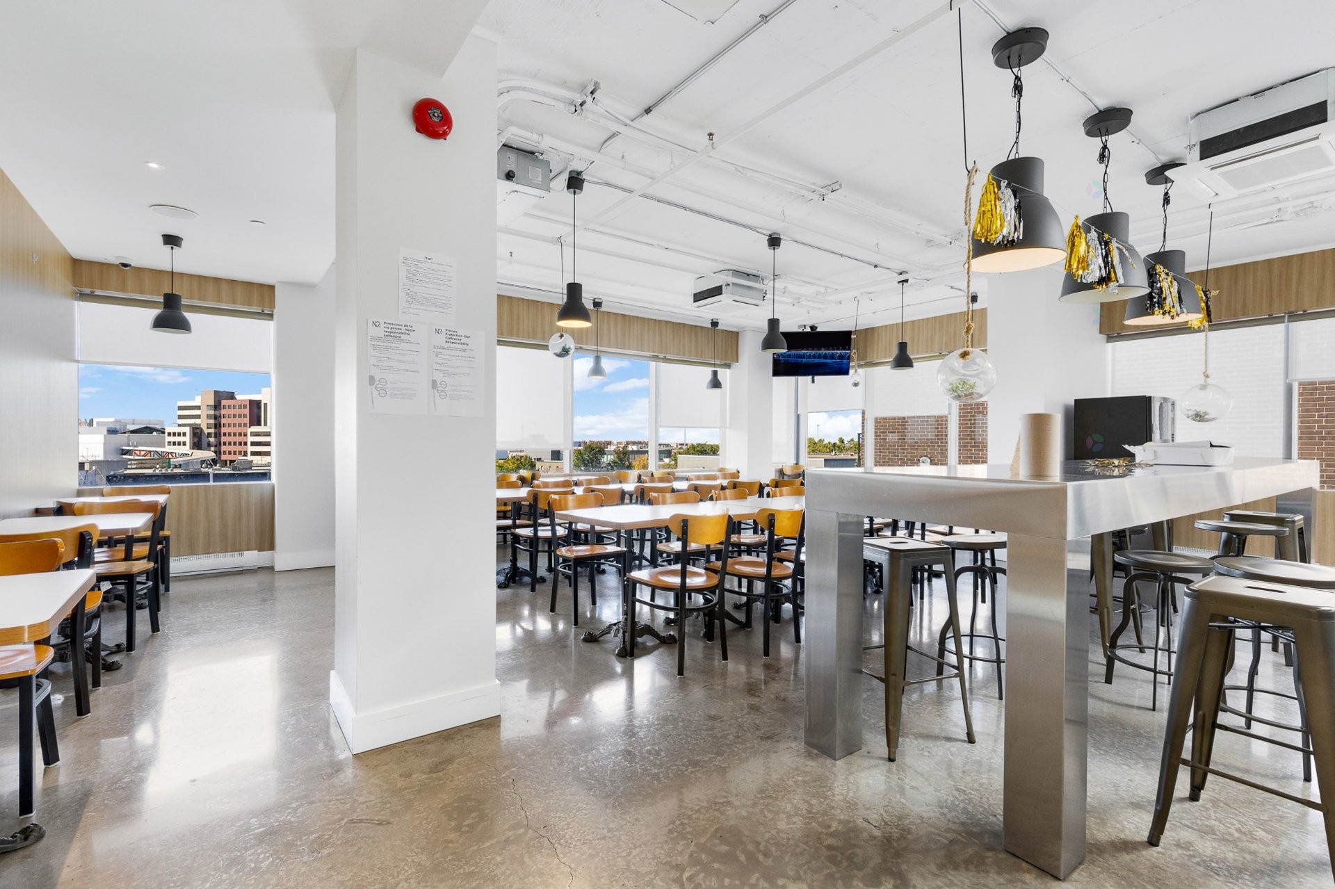 









5075


Rue De Sorel

,
Montréal (Côte-des-Neiges/Notre-Dame-de-Grâce),




QC
H4P1G6

