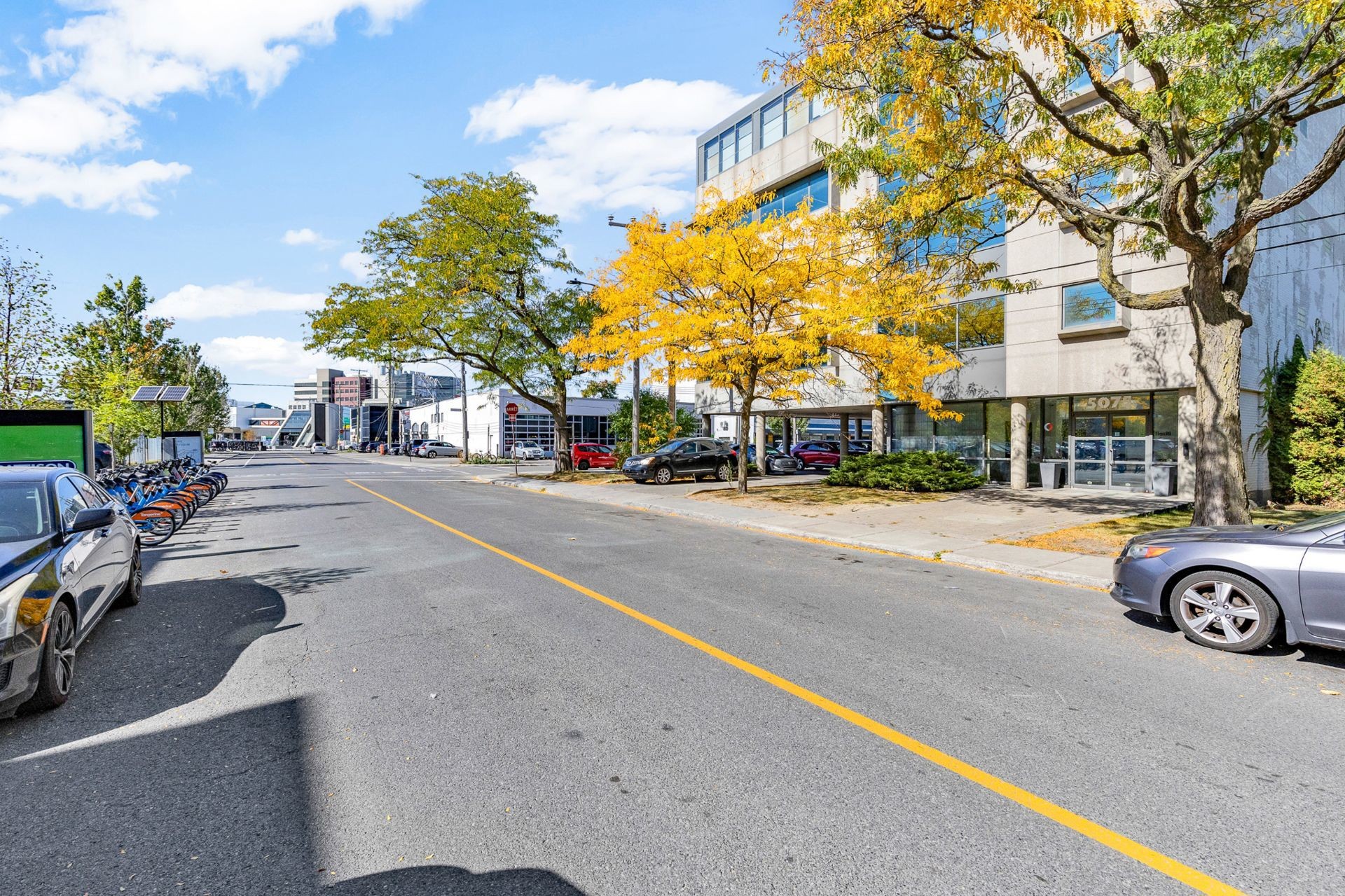 









5075


Rue De Sorel

,
Montréal (Côte-des-Neiges/Notre-Dame-de-Grâce),




QC
H4P1G6

