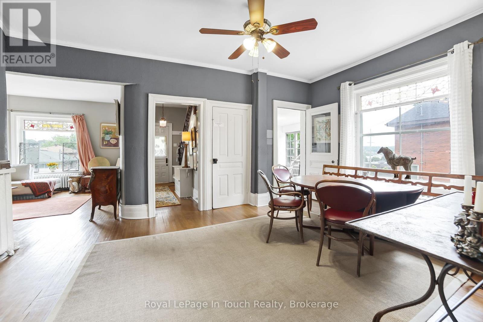 












233 QUEEN STREET

,
Midland,




Ontario
L4R3G9

