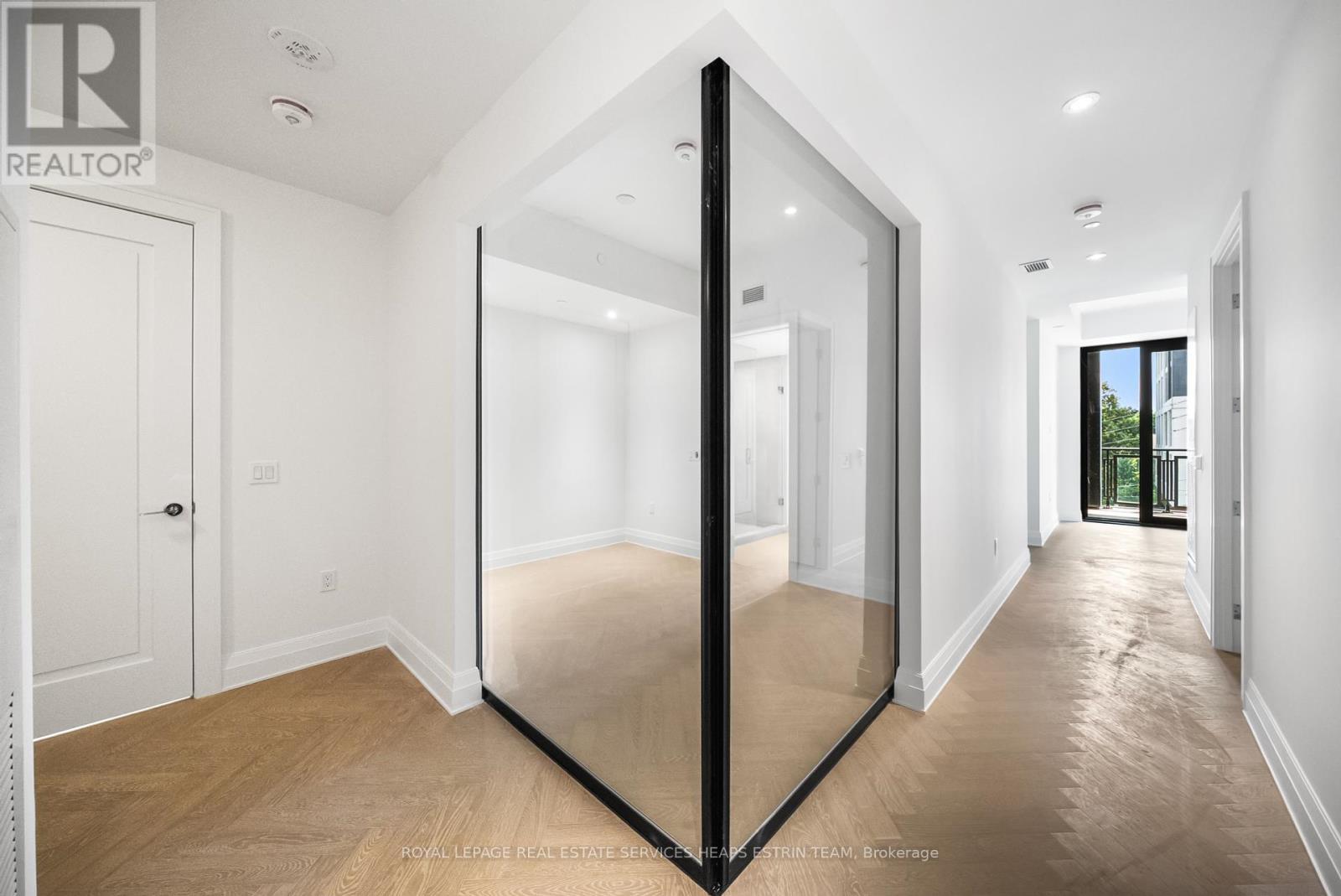 












SUITE 411 - 2 FOREST HILL ROAD

,
Toronto,




Ontario
M4V2L3

