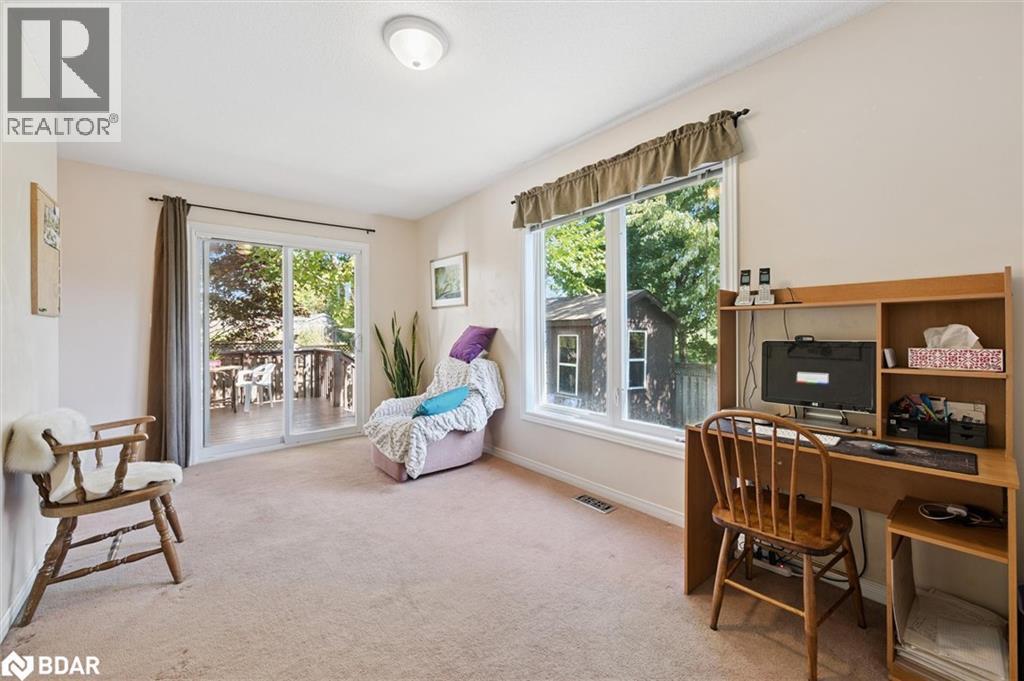 












37 SHACKLETON DR

,
Guelph,




Ontario
N1E7L3

