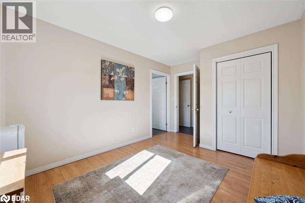 












37 SHACKLETON DR

,
Guelph,




Ontario
N1E7L3

