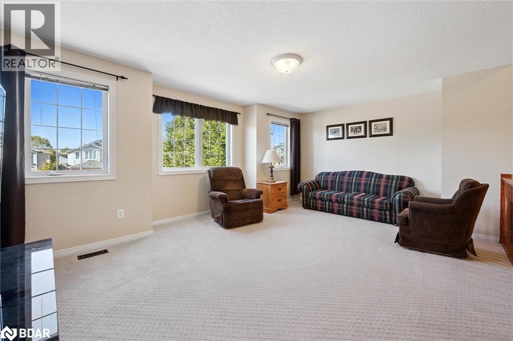 












37 SHACKLETON DR

,
Guelph,




Ontario
N1E7L3

