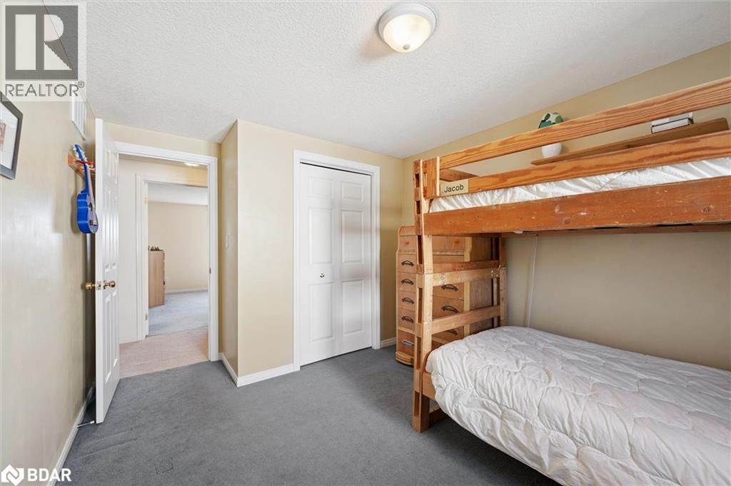 












37 SHACKLETON DR

,
Guelph,




Ontario
N1E7L3

