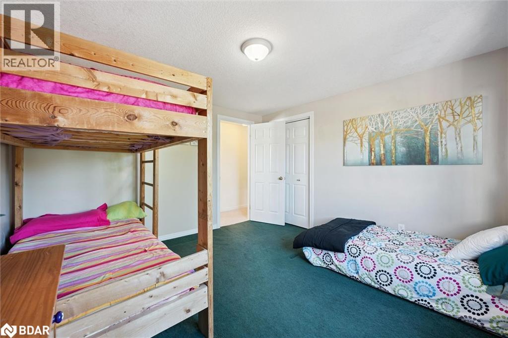 












37 SHACKLETON DR

,
Guelph,




Ontario
N1E7L3

