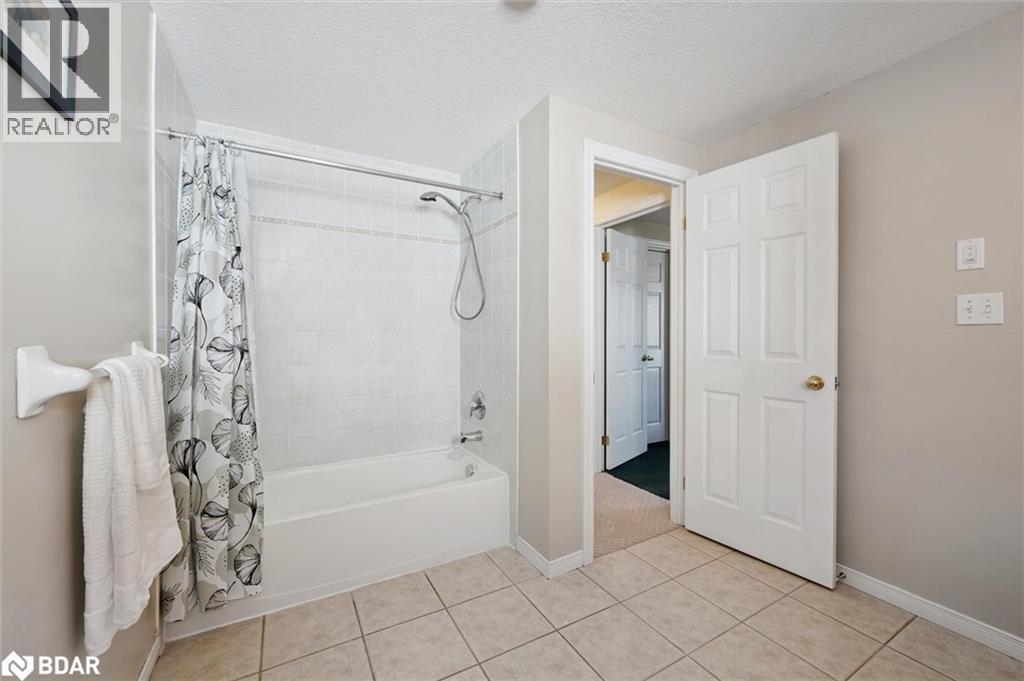 












37 SHACKLETON DR

,
Guelph,




Ontario
N1E7L3

