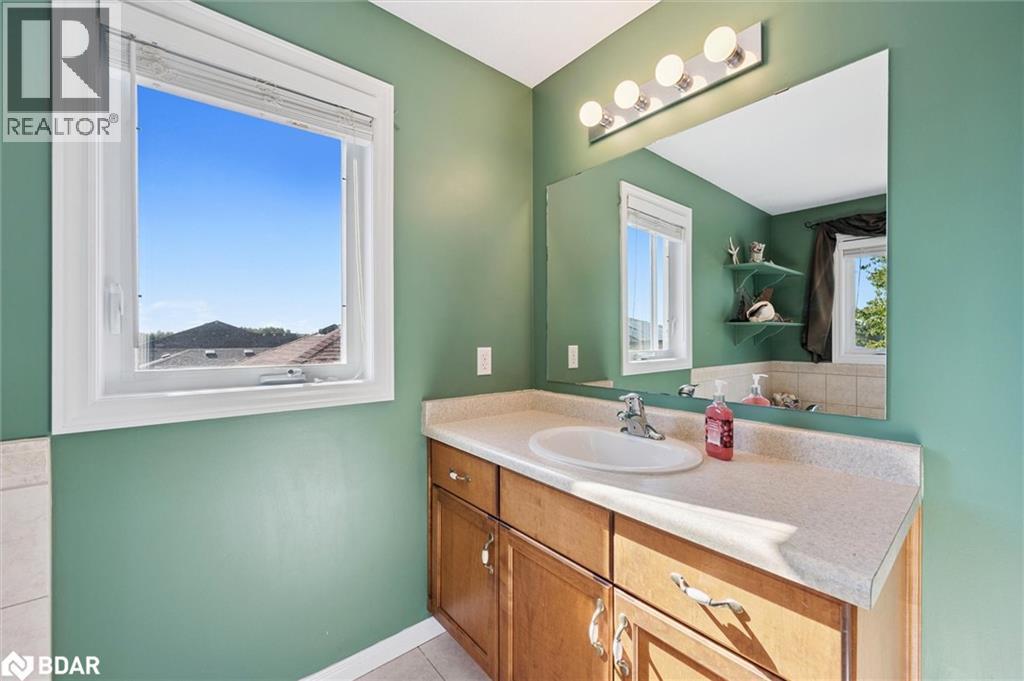 












37 SHACKLETON DR

,
Guelph,




Ontario
N1E7L3

