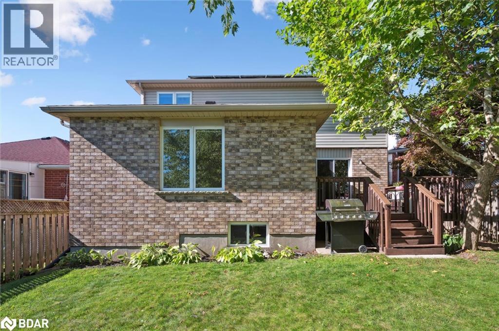 












37 SHACKLETON DR

,
Guelph,




Ontario
N1E7L3

