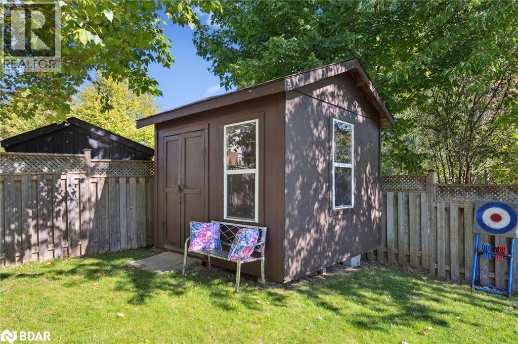 












37 SHACKLETON DR

,
Guelph,




Ontario
N1E7L3

