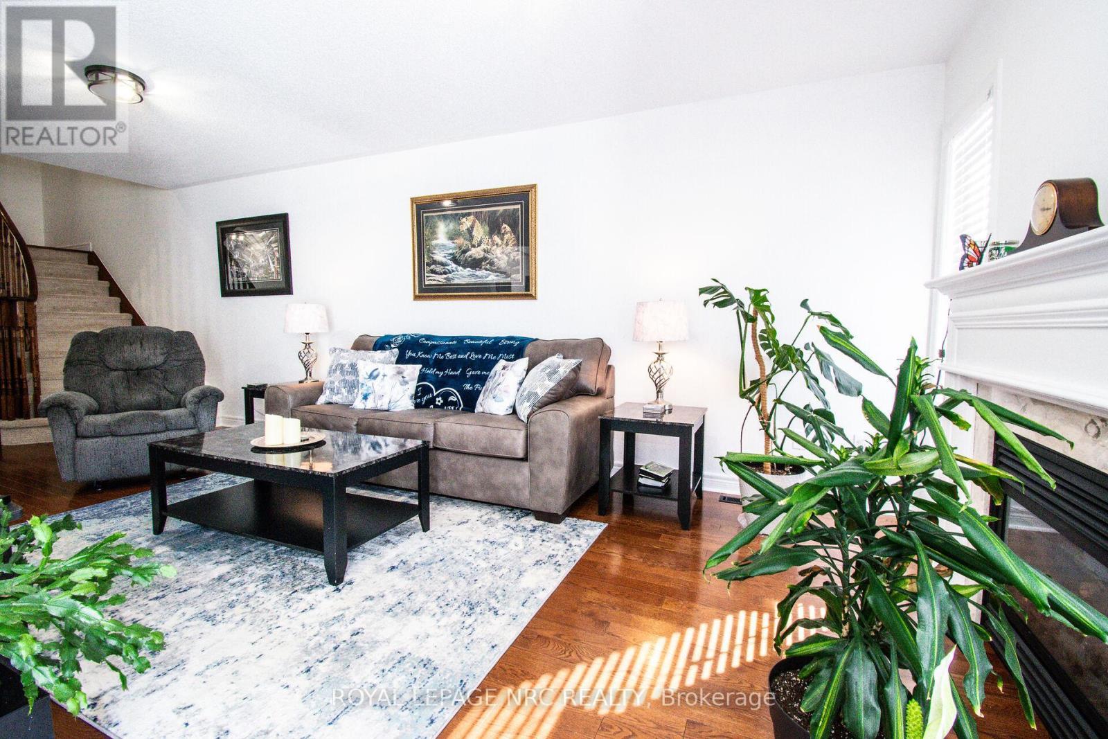 












29 COLONEL LYALL STREET

,
St. Catharines (Secord Woods),




Ontario
L2P0B3

