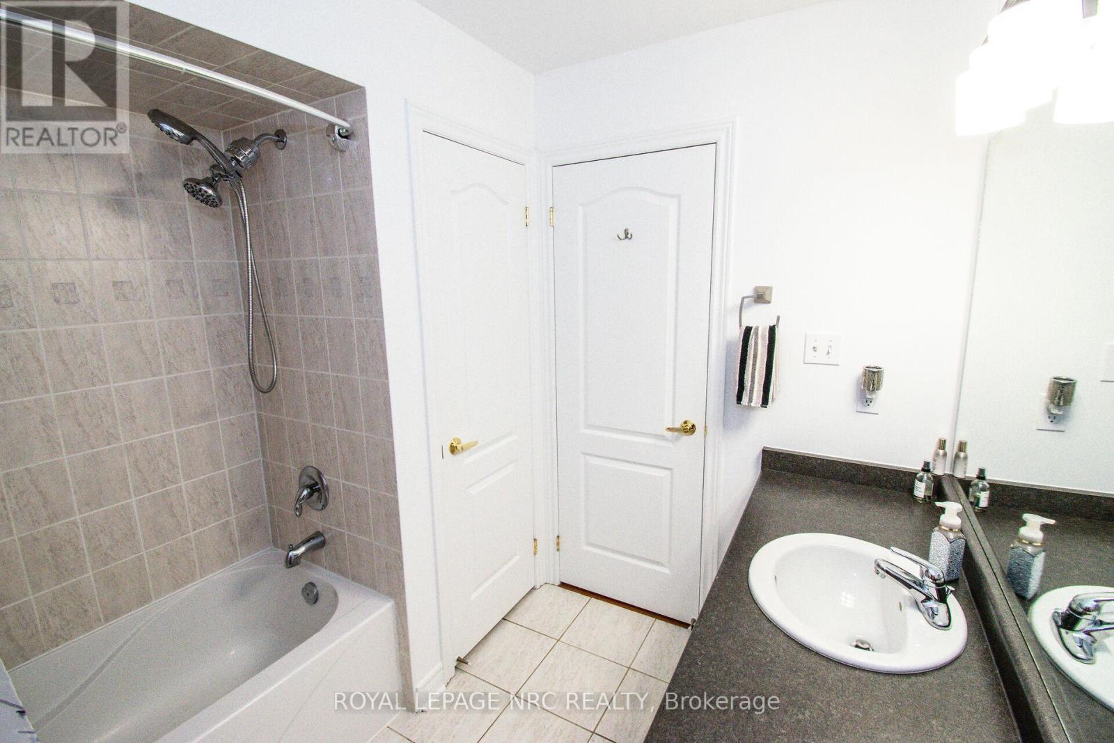 












29 COLONEL LYALL STREET

,
St. Catharines (Secord Woods),




Ontario
L2P0B3

