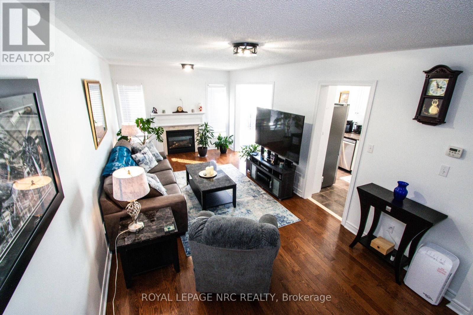 












29 COLONEL LYALL STREET

,
St. Catharines (Secord Woods),




Ontario
L2P0B3

