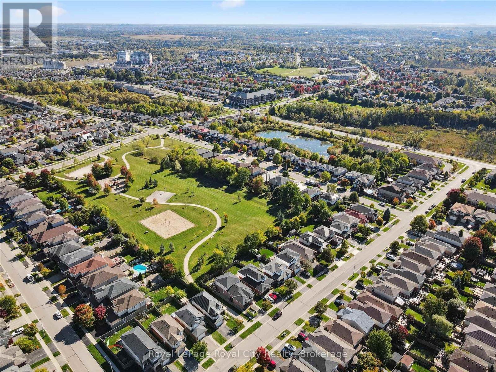 












37 SHACKLETON DRIVE

,
Guelph (Grange Road),




Ontario
N1E7L3

