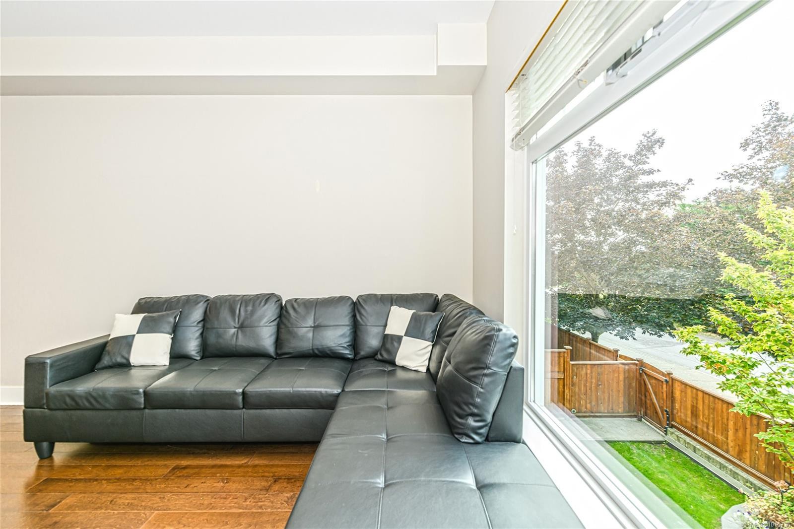 









21


Conard

St, 214,
View Royal,




BC
V8Z 0C4

